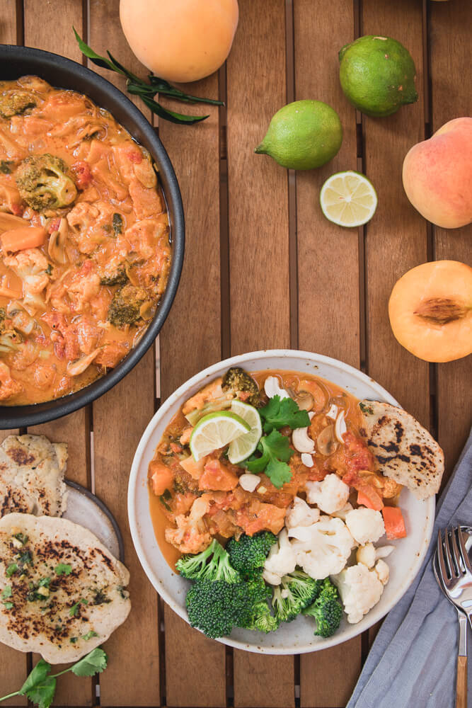 Pegan (paleo and vegan friendly) Indian coconut korma with pumpkin and peach